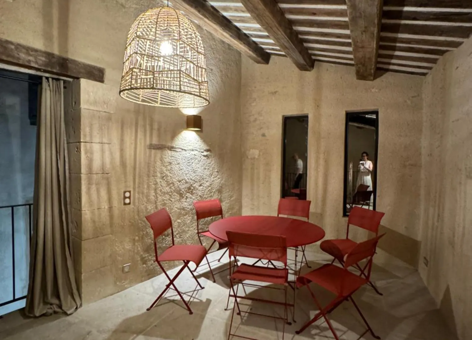 Atlantes De Saint Saturnin Villa