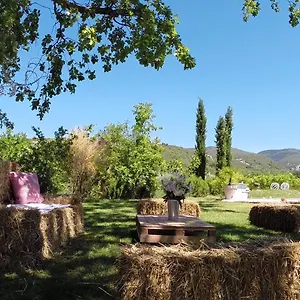  Ferienhaus La Fontaine Des Noyers